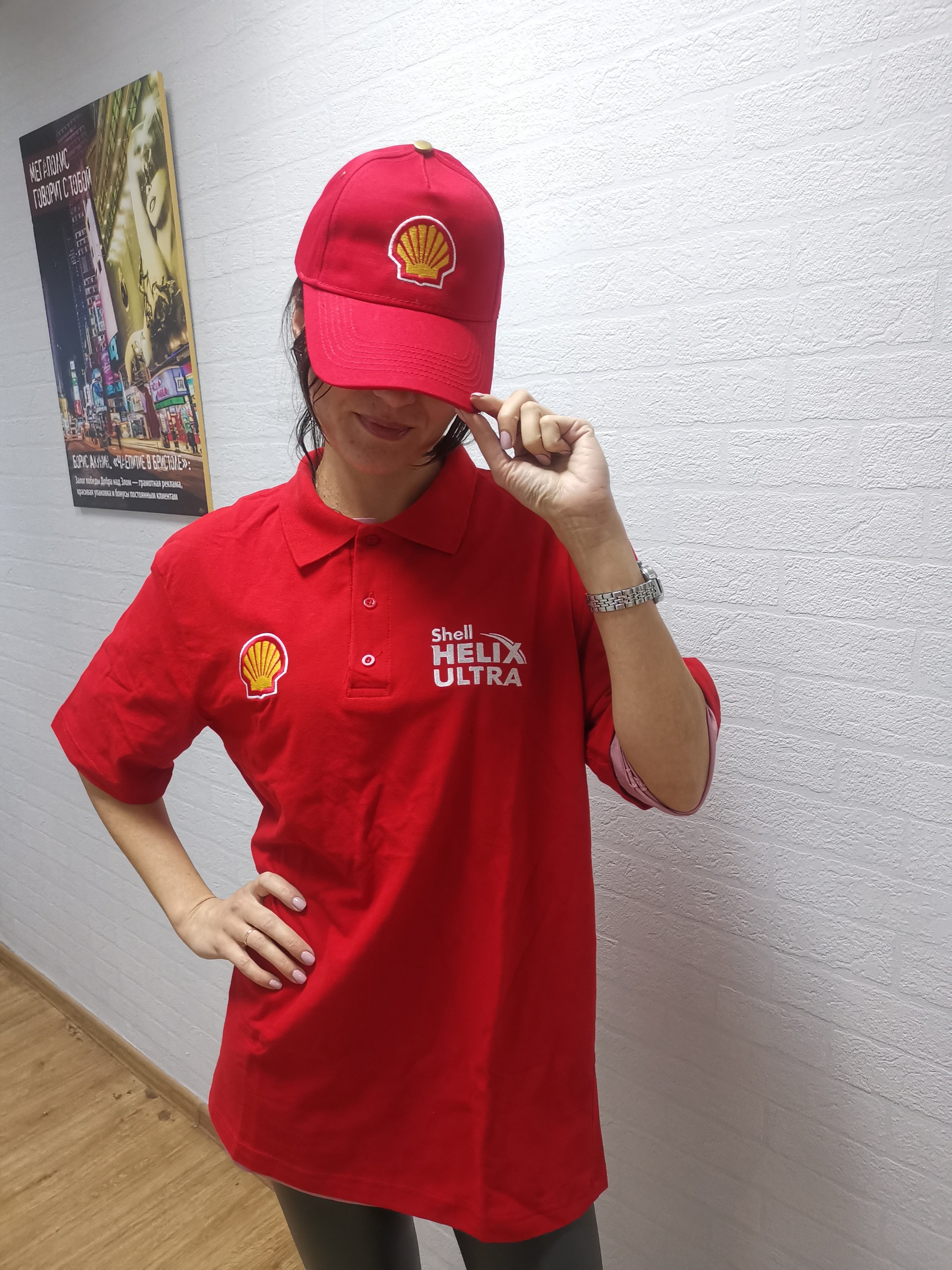 Поло и бейболка с вышивкой для известного бренда  автомасел