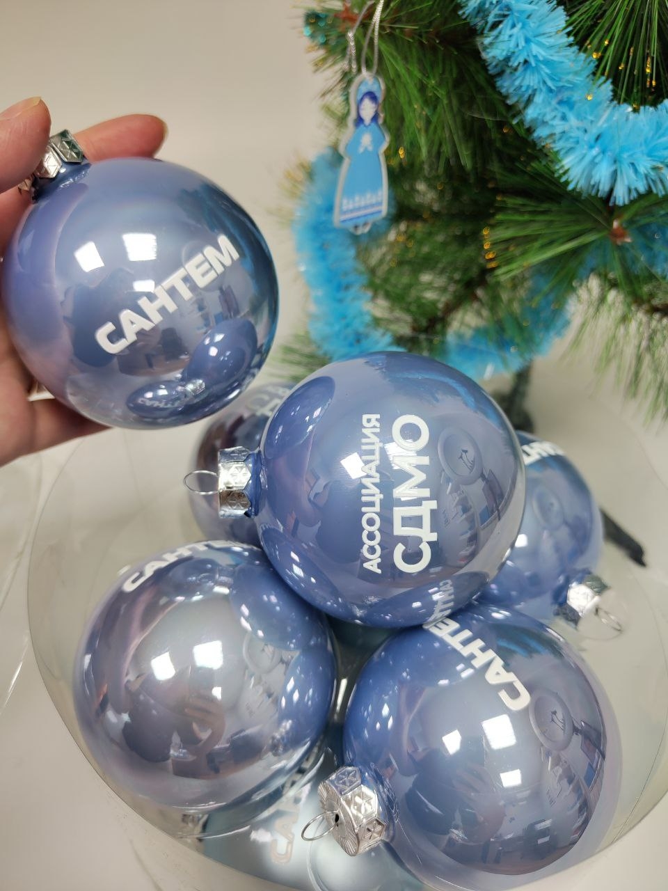 Новогодние шары с логотипом для Сантем